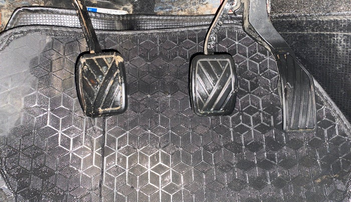 2019 Maruti Vitara Brezza ZDI, Diesel, Manual, 1,36,400 km, Pedals