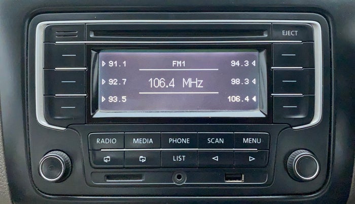 2014 Volkswagen Vento HIGHLINE DIESEL 1.6, Diesel, Manual, 1,24,381 km, Infotainment System