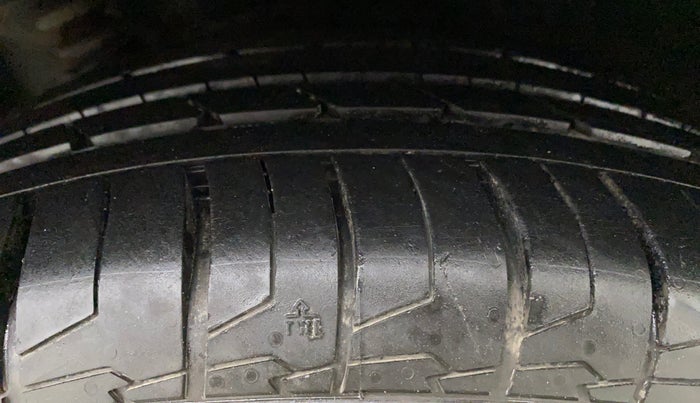 2018 Hyundai Creta SX PLUS AT 1.6 PETROL, Petrol, Automatic, 71,658 km, Right Rear Tyre Tread