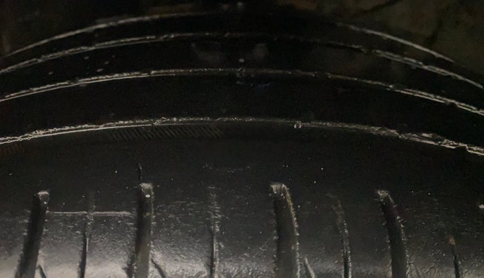 2020 KIA SONET GTX PLUS 1.0 IMT, Petrol, Manual, 28,909 km, Left Front Tyre Tread