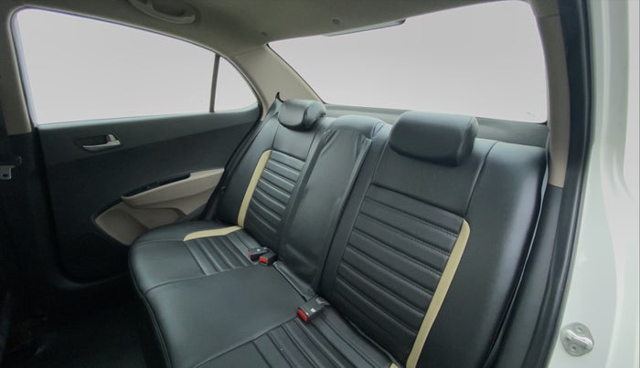 2014 Hyundai Xcent S 1.1 CRDI OPT, Diesel, Manual, 63,689 km, Right Side Rear Door Cabin