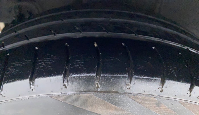 2014 Hyundai Xcent S 1.1 CRDI OPT, Diesel, Manual, 63,689 km, Right Rear Tyre Tread