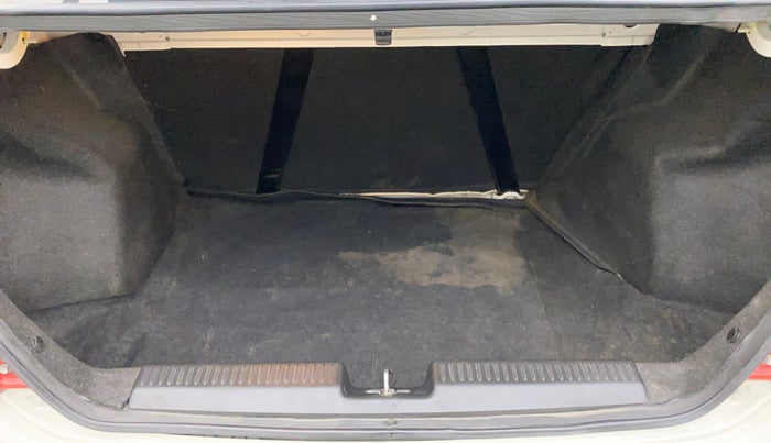 2018 Maruti Dzire VXI AMT, Petrol, Automatic, 41,517 km, Boot Inside