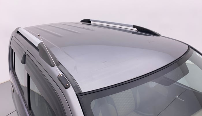 2017 Maruti Wagon R 1.0 VXI, Petrol, Manual, 57,580 km, Roof