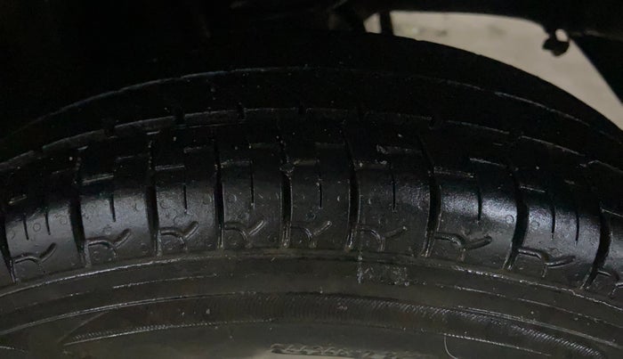 2019 Maruti Alto VXI, Petrol, Manual, 57,853 km, Left Rear Tyre Tread