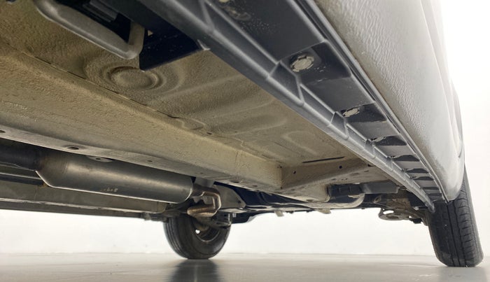 2014 Maruti Swift VXI D, Petrol, Manual, 3,600 km, Right Side Underbody