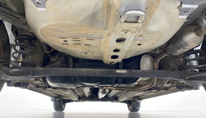 2014 Maruti Swift VXI D, Petrol, Manual, 3,600 km, Rear Underbody