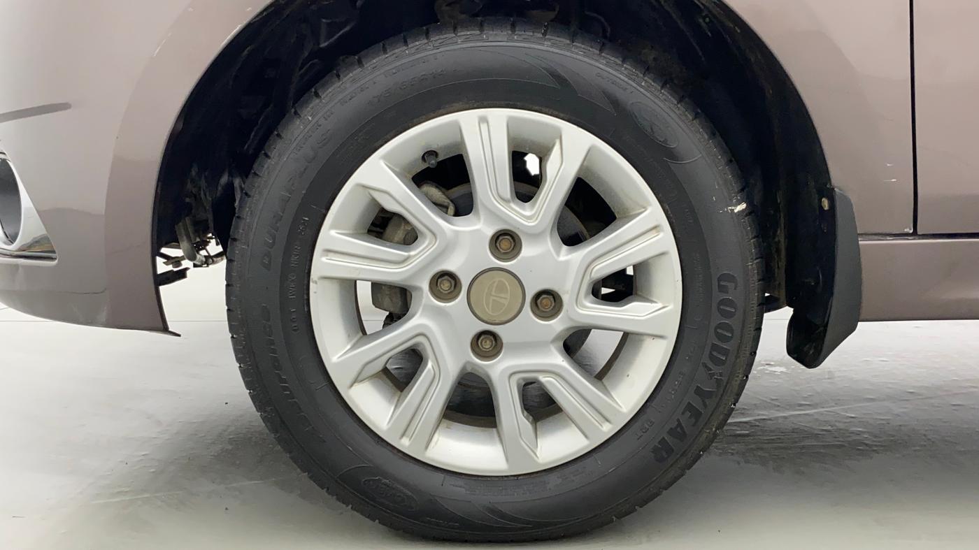 2018 Tata Tiago XZA 1.2 REVOTRON, Petrol, Automatic, 53,852 km, Left Front Wheel