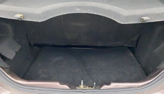 2018 Tata Tiago XZA 1.2 REVOTRON, Petrol, Automatic, 53,852 km, Boot Inside