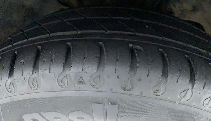 2020 Tata TIGOR XZ PETROL, Petrol, Manual, 19,935 km, Right Front Tyre Tread