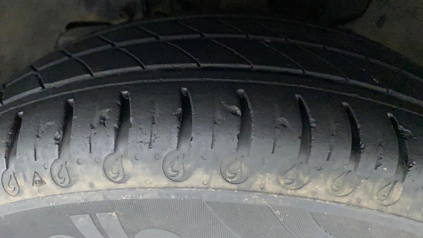 2020 Tata TIGOR XZ PETROL, Petrol, Manual, 19,935 km, Left Front Tyre Tread