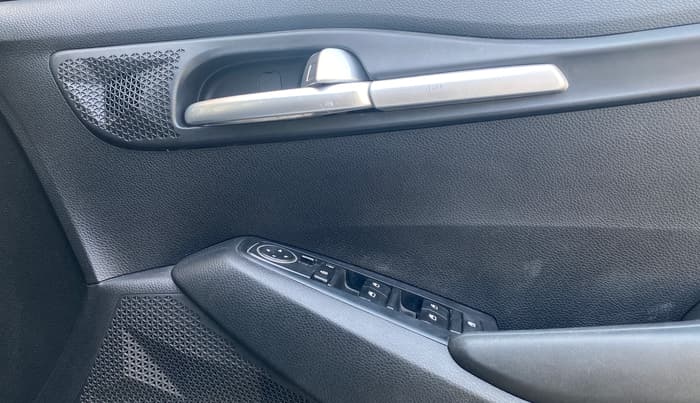 2020 KIA SELTOS HTK 1.5 PETROL, Petrol, Manual, 82,109 km, Driver Side Door Panels Control