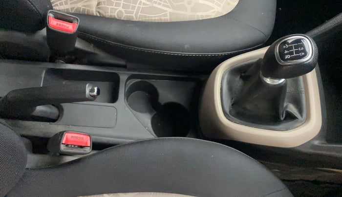 2013 Hyundai Grand i10 ASTA 1.2 KAPPA VTVT, Petrol, Manual, 80,482 km, Gear Lever