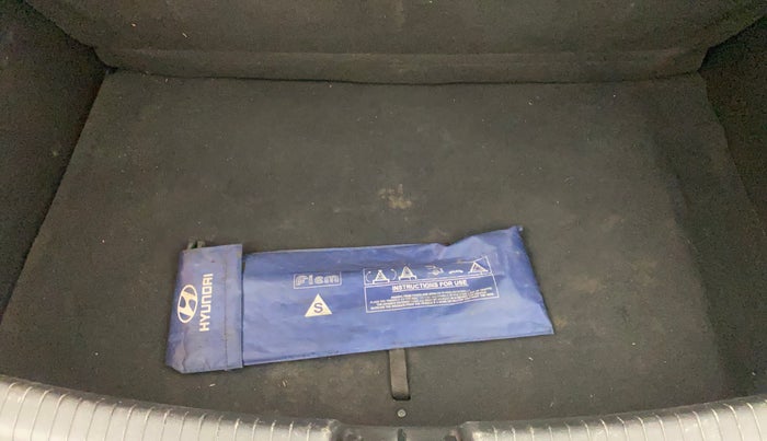 2013 Hyundai Grand i10 ASTA 1.2 KAPPA VTVT, Petrol, Manual, 80,482 km, Boot Inside