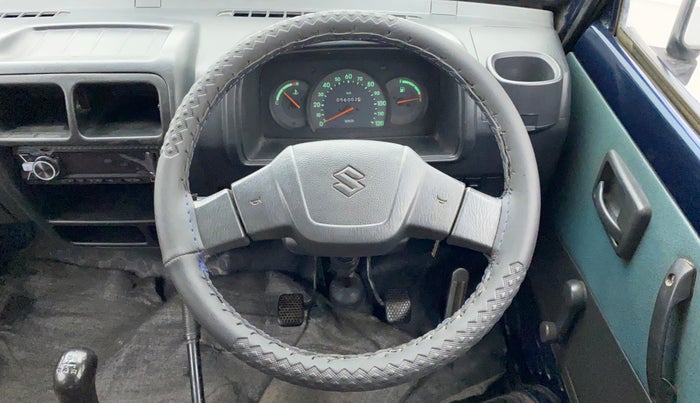 2012 Maruti Omni 5 STR, Petrol, Manual, 56,002 km, Steering Wheel Close Up