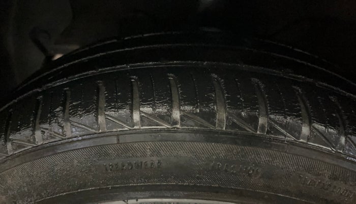 2019 Hyundai NEW SANTRO ERA EXECUTIVE, Petrol, Manual, 29,680 km, Left Front Tyre Tread