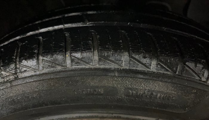 2019 Hyundai NEW SANTRO ERA EXECUTIVE, Petrol, Manual, 29,680 km, Right Front Tyre Tread