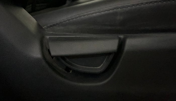 2019 Hyundai NEW SANTRO ERA EXECUTIVE, Petrol, Manual, 29,680 km, Driver Side Adjustment Panel