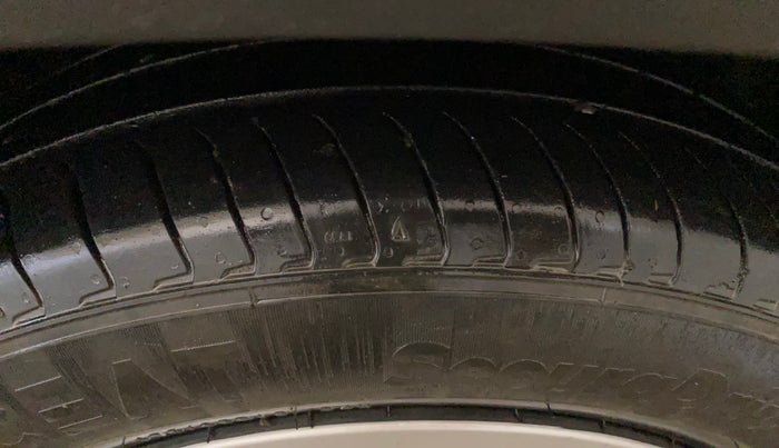 2023 Hyundai EXTER  SX 1.2 AMT, Petrol, Automatic, 24,738 km, Right Front Tyre Tread