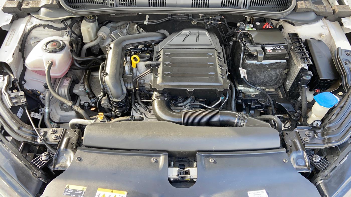 2023 Skoda SLAVIA STYLE 1.0L TSI AT, Petrol, Automatic, 40,673 km, Engine View