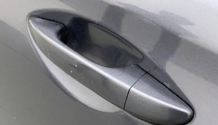 2016 Hyundai Elite i20 MAGNA 1.2, Petrol, Manual, 61,763 km, Front passenger door - Door handle has minor damage