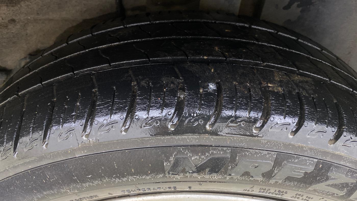 2021 Tata ALTROZ XT PETROL, Petrol, Manual, 30,537 km, Left Rear Tyre Tread