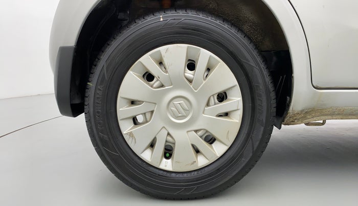 2015 Maruti Ritz LXI, Petrol, Manual, 51,625 km, Right Rear Wheel