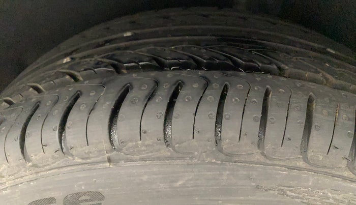 2021 Ford Ecosport TITANIUM 1.5 SPORTS(SUNROOF) PETROL, Petrol, Manual, 42,606 km, Left Rear Tyre Tread