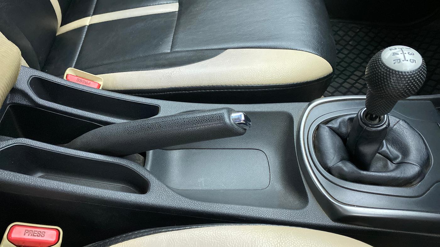 2014 Honda City SV MT PETROL, Petrol, Manual, 92,482 km, Gear Lever