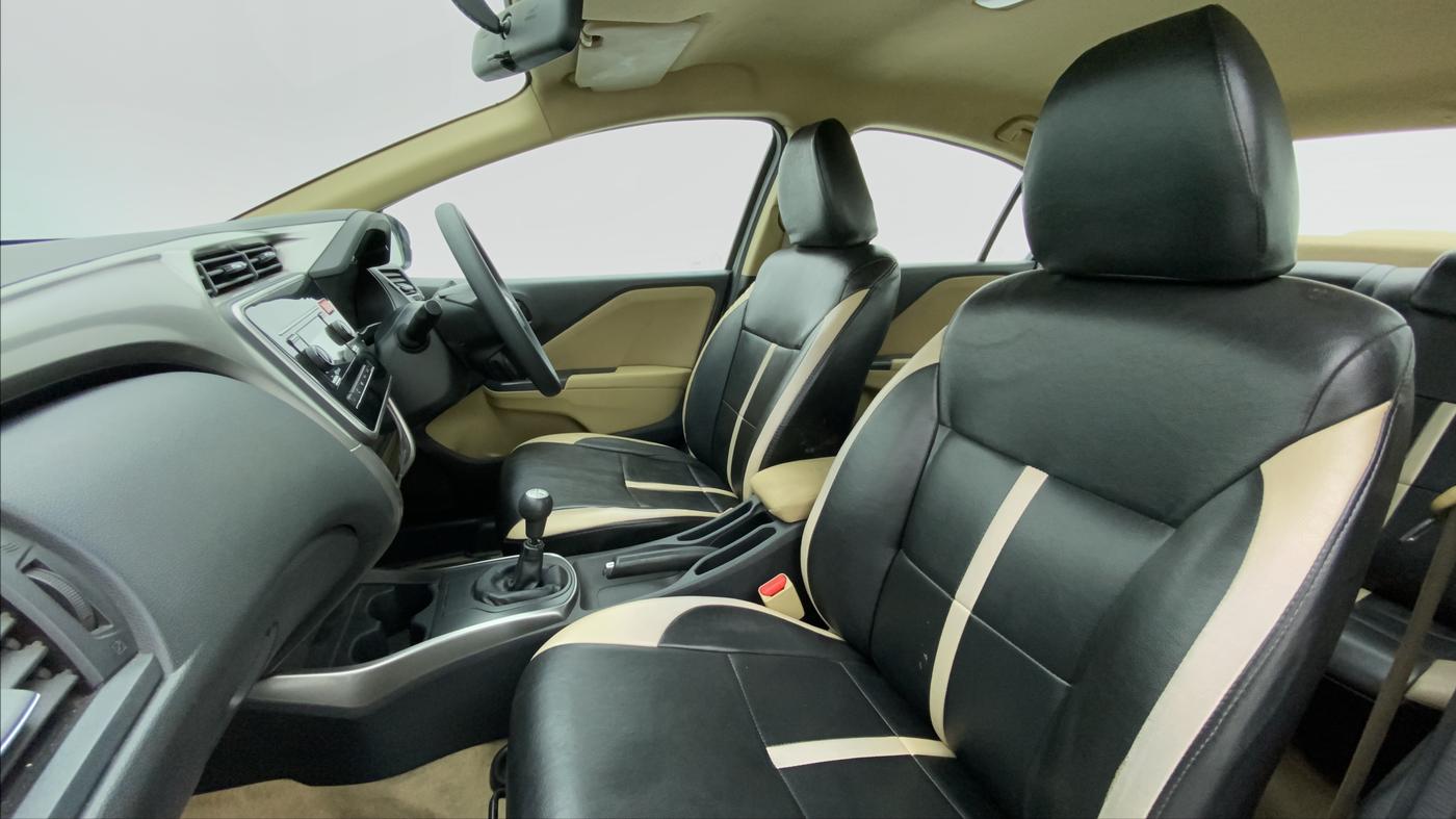 2014 Honda City SV MT PETROL, Petrol, Manual, 92,482 km, Right Side Front Door Cabin View