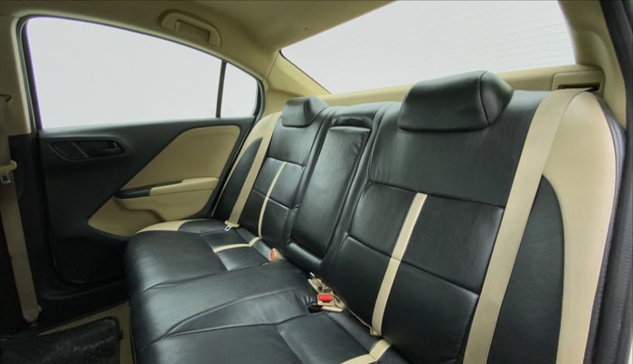 2014 Honda City SV MT PETROL, Petrol, Manual, 92,482 km, Right Side Door Cabin View