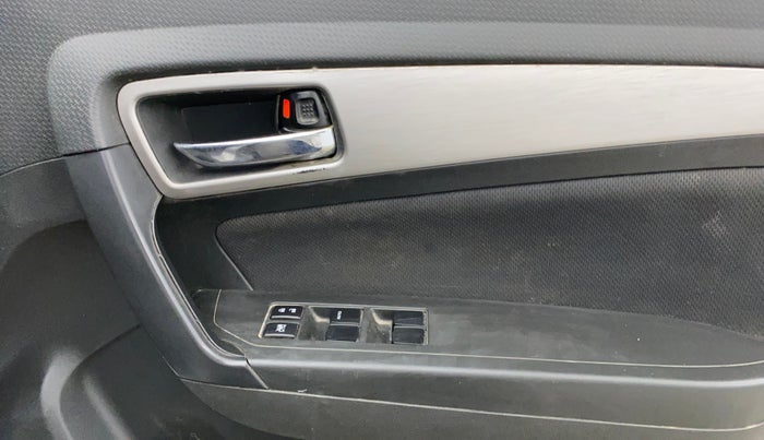 2017 Maruti Vitara Brezza ZDI, Diesel, Manual, 92,036 km, Driver Side Door Panels Control