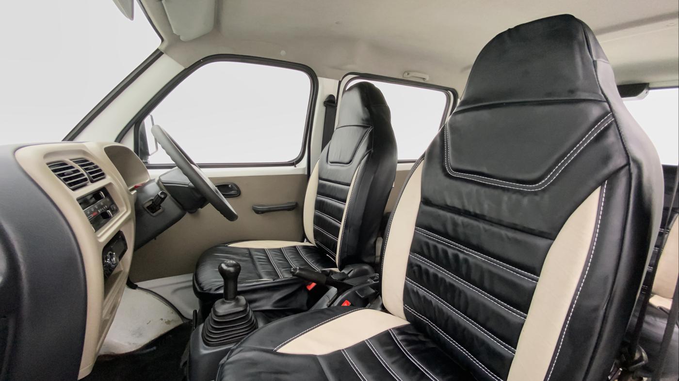 2016 Maruti Eeco 5 STR WITH AC PLUSHTR, Petrol, Manual, 26,188 km, Right Side Front Door Cabin View