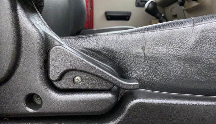 2019 Mahindra Thar CRDE 4X4 BS IV, Diesel, Manual, 17,369 km, Driver Side Adjustment Panel