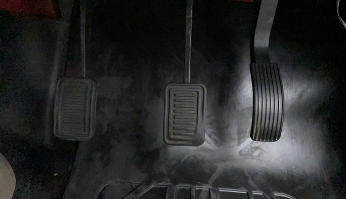 2019 Mahindra Thar CRDE 4X4 BS IV, Diesel, Manual, 17,369 km, Pedals