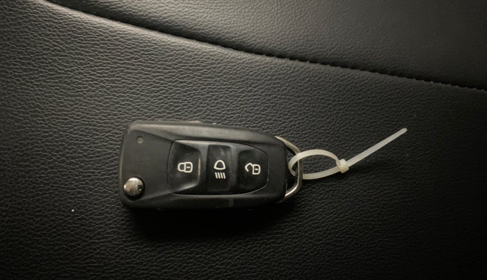 2020 Tata Tiago XZA PLUS PETROL, Petrol, Automatic, 47,114 km, Key Close Up