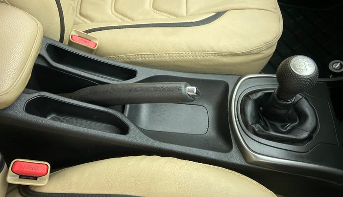 2015 Honda City V MT DIESEL, Diesel, Manual, 1,95,504 km, Gear Lever