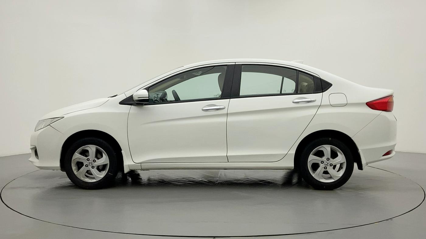 2015 Honda City V MT DIESEL, Diesel, Manual, 1,95,504 km, Left Side