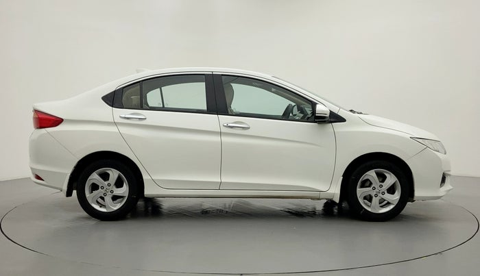 2015 Honda City V MT DIESEL, Diesel, Manual, 1,95,504 km, Right Side View
