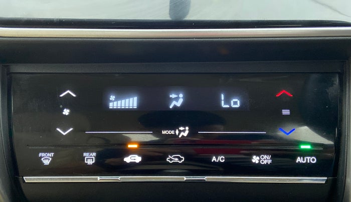 2015 Honda City V MT DIESEL, Diesel, Manual, 1,95,504 km, Automatic Climate Control