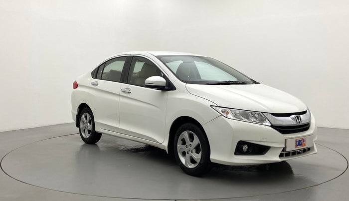 2015 Honda City V MT DIESEL, Diesel, Manual, 1,95,504 km, Right Front Diagonal