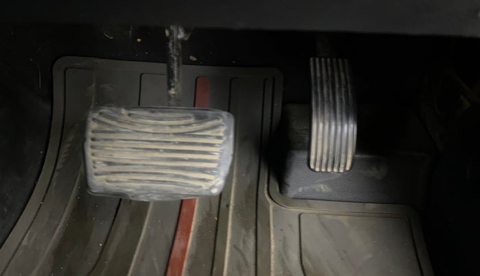 2021 Mahindra Thar LX  P 4WD AT CONVERTIBLE, Petrol, Automatic, 26,908 km, Pedals