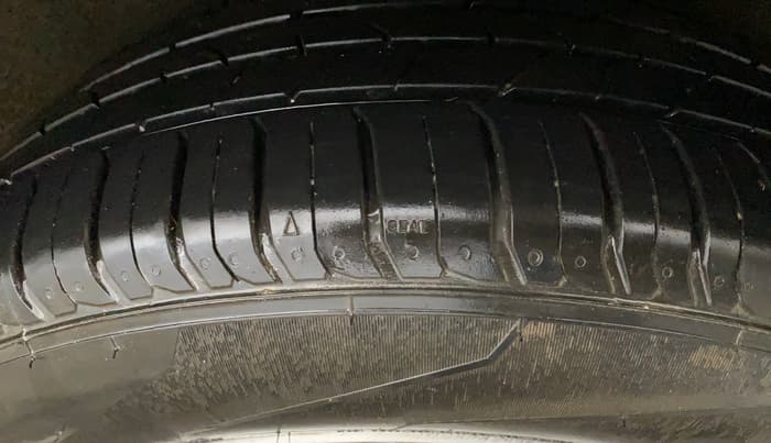 2020 Maruti S Cross SIGMA 1.5, Petrol, Manual, 53,946 km, Left Rear Tyre Tread
