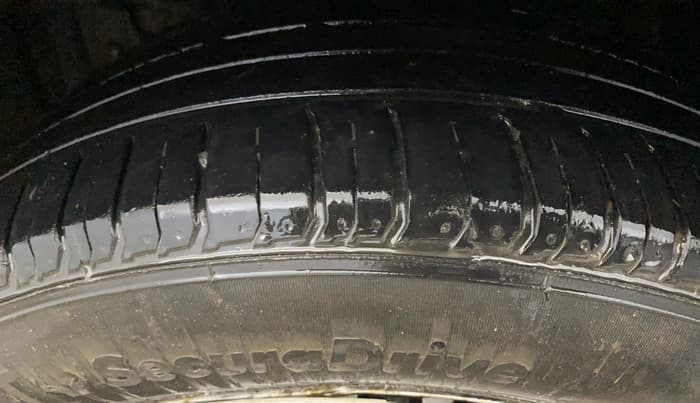 2020 Maruti S Cross SIGMA 1.5, Petrol, Manual, 53,946 km, Left Front Tyre Tread