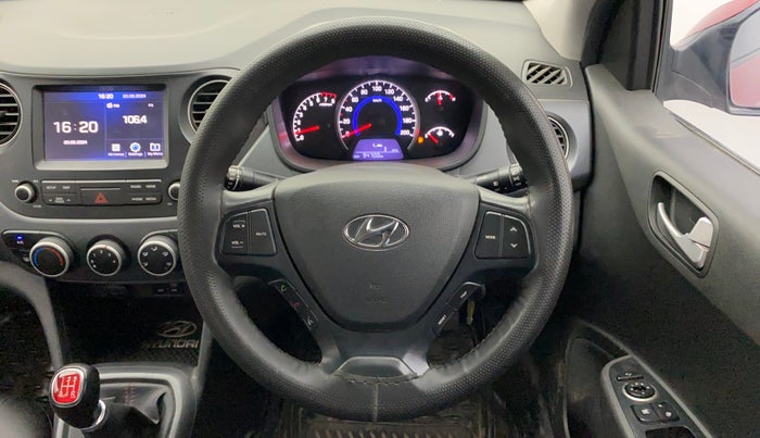 2018 Hyundai Grand i10 SPORTZ 1.2 KAPPA VTVT DUAL TONE, Petrol, Manual, 94,790 km, Steering Wheel Close Up