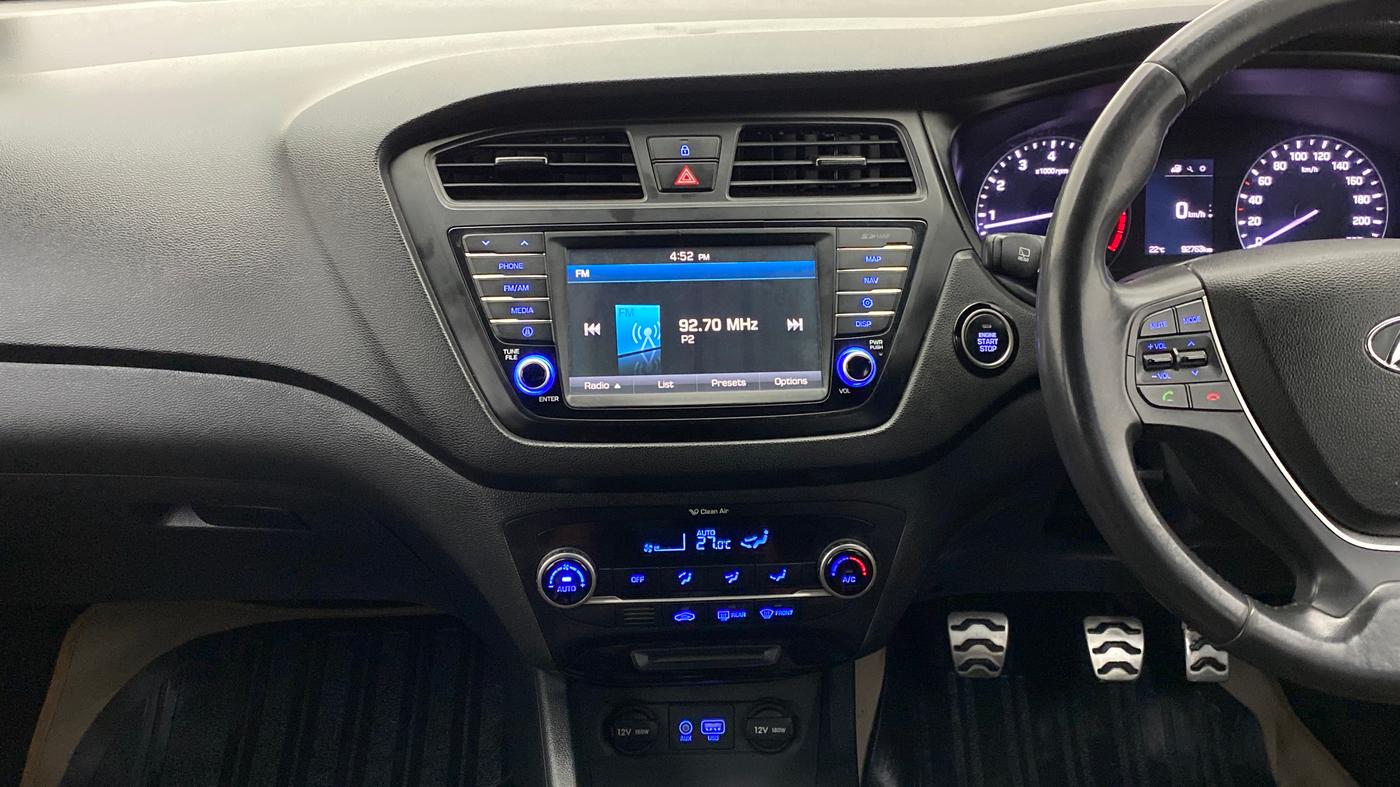 2016 Hyundai i20 Active 1.2 SX, Petrol, Manual, 92,814 km, Air Conditioner