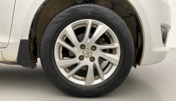 2014 Maruti Swift ZDI, Diesel, Manual, 71,072 km, Right Front Wheel