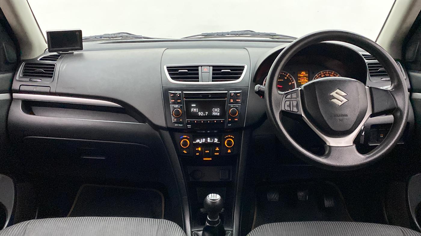 2014 Maruti Swift ZDI, Diesel, Manual, 71,072 km, Dashboard