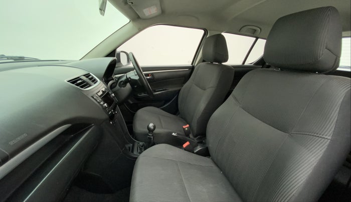 2014 Maruti Swift ZDI, Diesel, Manual, 71,072 km, Right Side Front Door Cabin