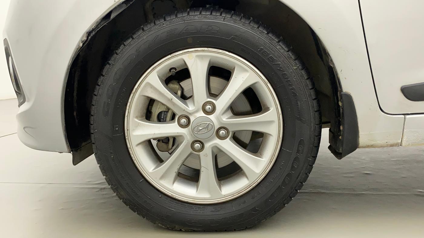 2015 Hyundai Grand i10 ASTA AT 1.2 KAPPA VTVT, Petrol, Automatic, 88,935 km, Left Front Wheel